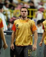 足球报：对国足而言最关键的是拼搏和信心，塞鸟替补概率更大